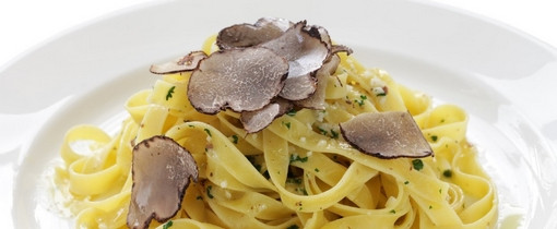 Tagliatelle sauce truffée au taleggio DOP 